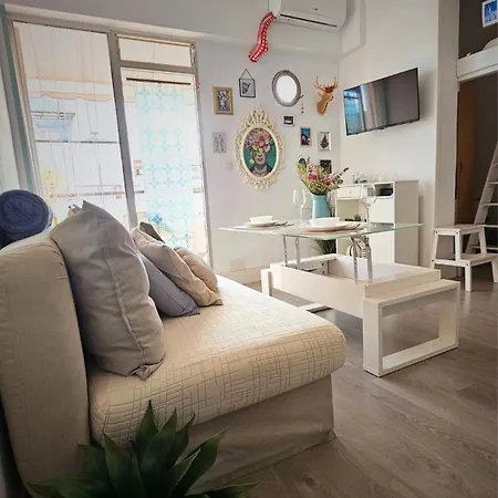 La Perla Holidays Apartment *