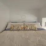 La Perla Holidays Apartment