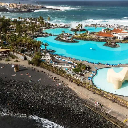 La Perla Holidays Apartment