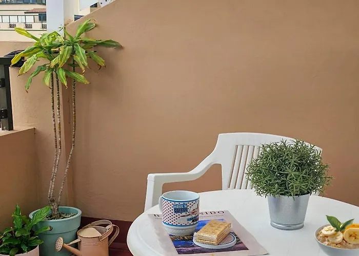 Апартаменты La Perla Holidays