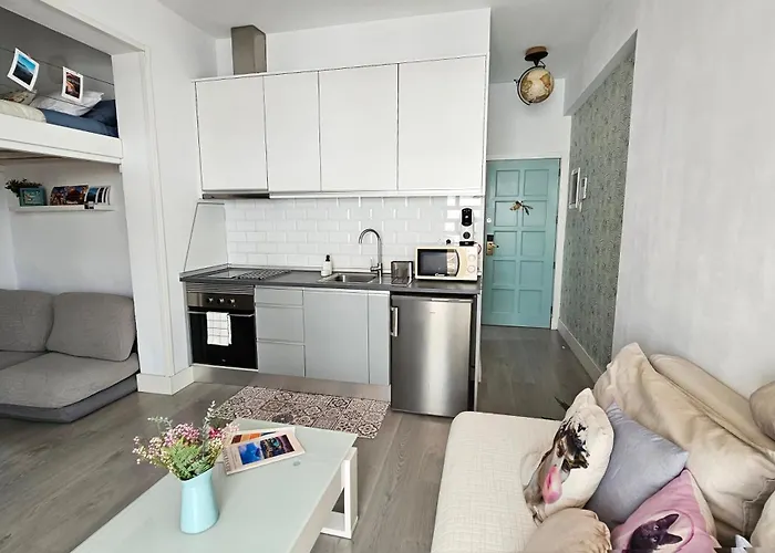 La Perla Holidays アパート